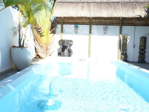 Camp Bestel Villa | La Villa Coloniale aux Charmes des îles