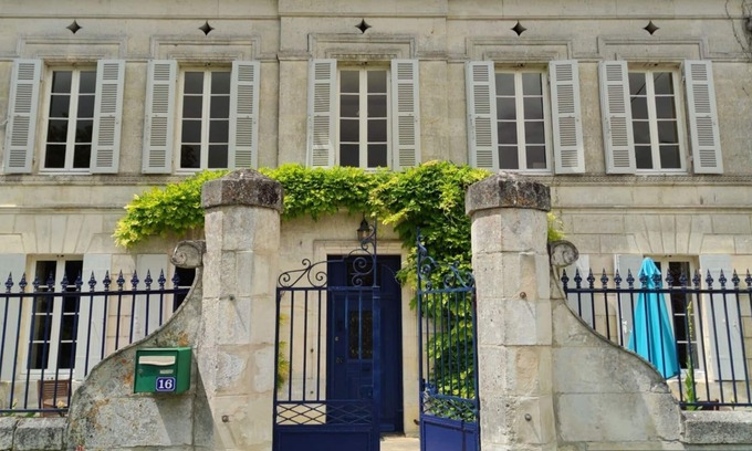 Ozillac House | La Villa des Lettres - 14 people