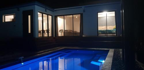 Petite-ÃŽle Villa | La Villa JoLi