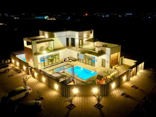 Musannah House | La Vista Chalet