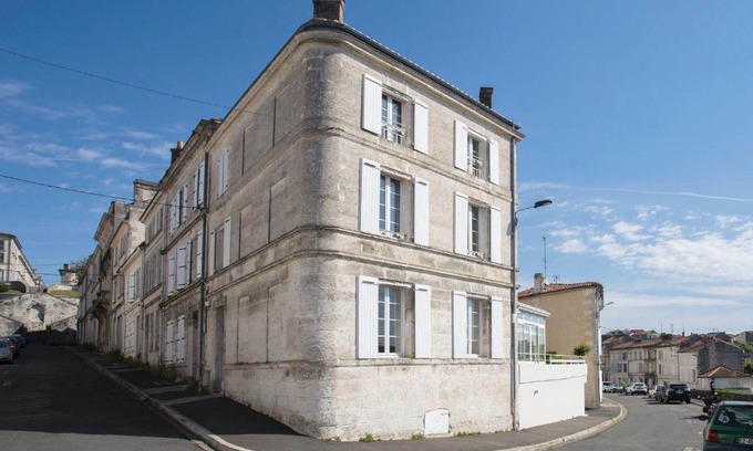 Angouleme Bed & Breakfast | Laferrière