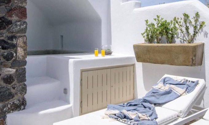 Vothon Apartment | Lagadi Suites by K&K