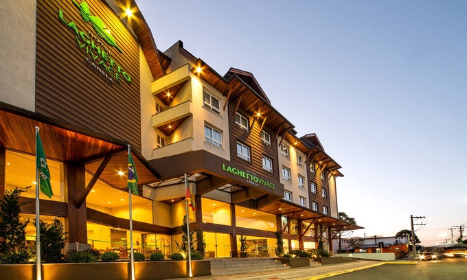 Quinta da Serra Hotel | Laghetto Vivace