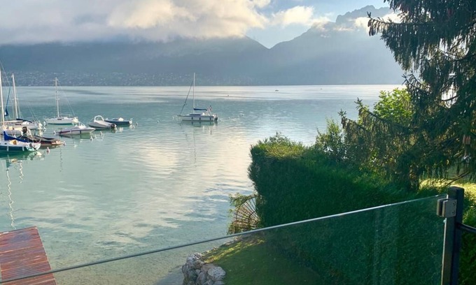 Sevrier House | Lake Annecy villa