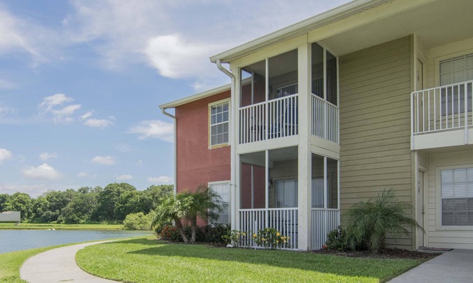 Brandon Condo | Lake Front - Ground Level - 2 bedroom 2 bath