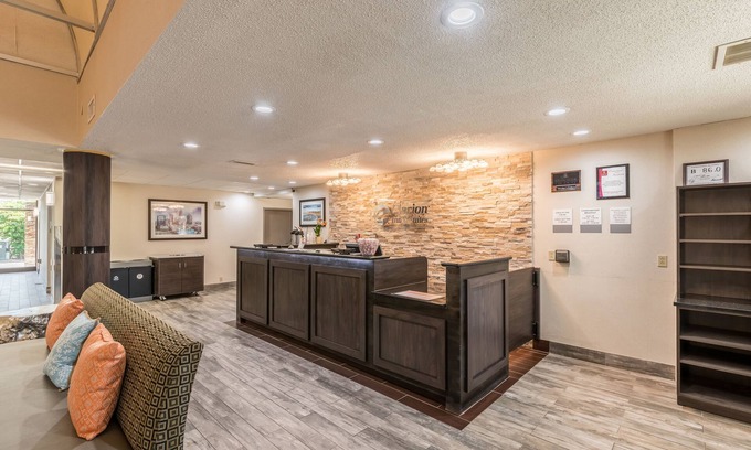 Cornelius Hotel | Lake Norman Inn and Suites