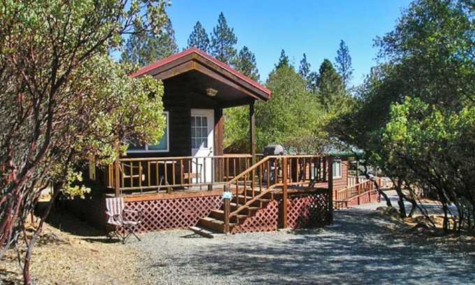 Oregon House Resort | Lake of the Springs Camping Resort Cabin 1