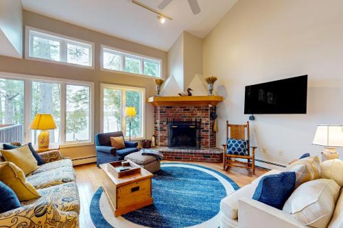 Bridgton Apartment | Lake View by the Mountain