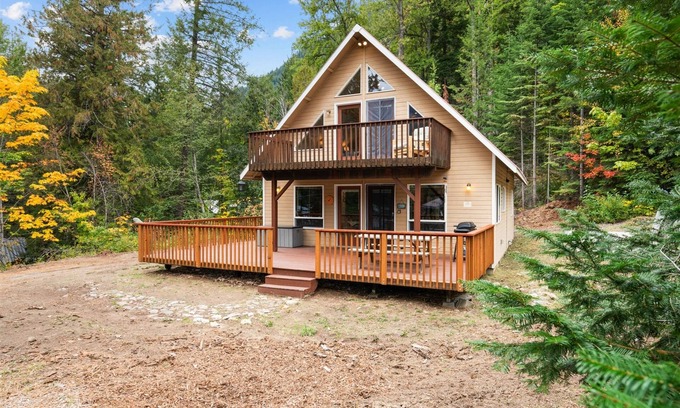 Leavenworth House | Lake View Hideout – A Haven Near the Lake