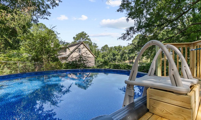 Crestline Heights Hotel | Lake View Newly Renovated