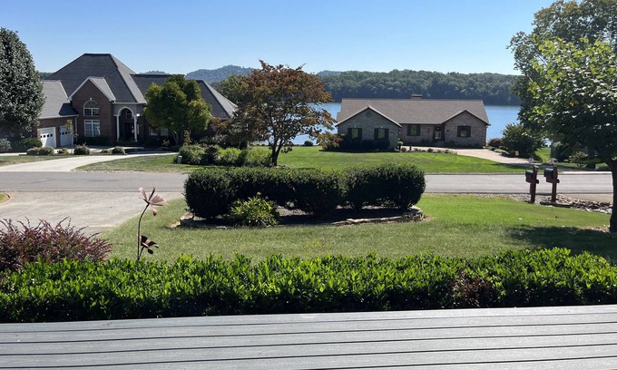 Tellico Village House | Lake Views in Tellico Village! Golf*Hike*Boat*Rest