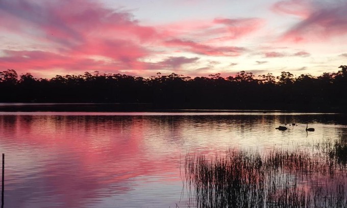 Rawlinna Apartment | Lake Yalleena Nature Retreat