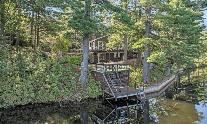 Winchendon Cottage | Lakefront Bliss on Lake Monomonac — Peaceful Views & Private Dock