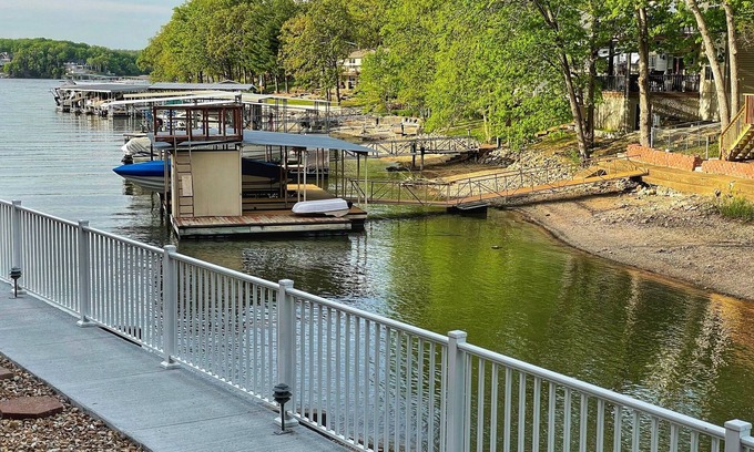 Osage Beach Condo | Lakefront Condo with Seasonal Pool! Edge of the cove! STAIRS OPTIONAL!