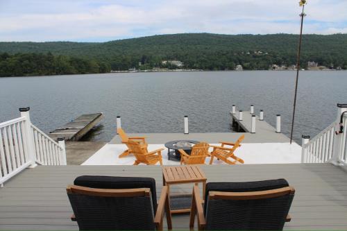 Hewitt House | Lakefront Haven on Greenwood Lake