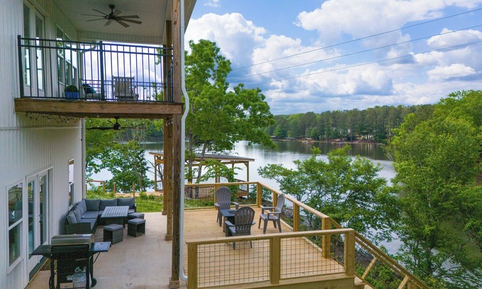 Wedowee House | Lakefront Luxury Retreat, Kayaks, Game Room, Firepit, Pool Table & Private Dock