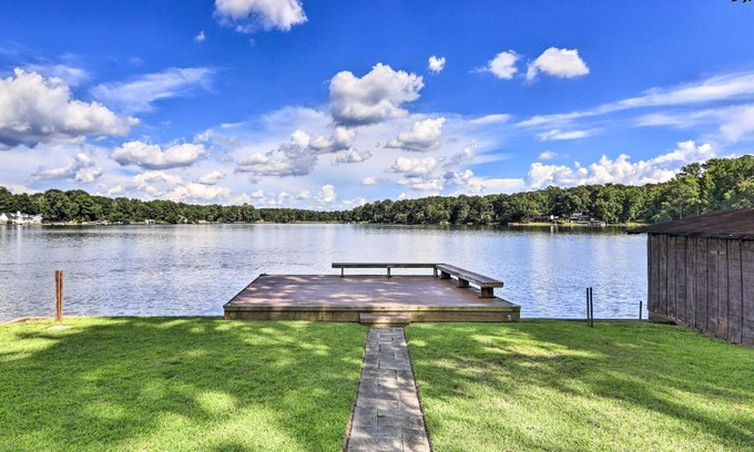 Macon House | Lakefront Macon Getaway Grill, Pet Friendly!