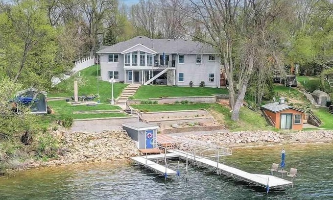 Elysian Township House | Lakefront Oasis; 6bdrm, Game Room, Sun Room- lake days and family memories!