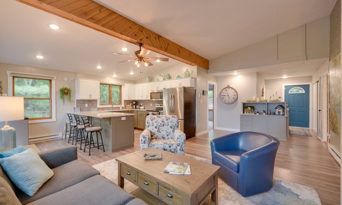 Osceola Cabin | Lakefront Osceola Vacation Rental - Dogs Welcome!