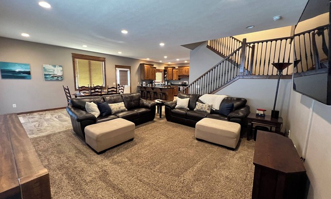 Hamlin County House | Lakefront Property on Poinsett