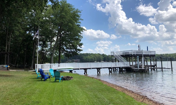 Denver House | Lakefront, sunsets, dock slide and more at Heron House!