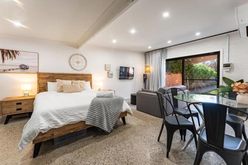 Lake Wendouree Apartment | Lakeside Bliss, Perfect Location Guesthouse