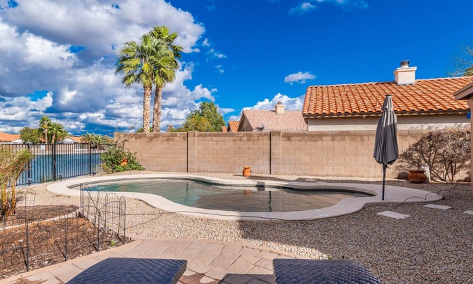 Arrowhead Ranch House | Lakeside & Pool Near All The Fun