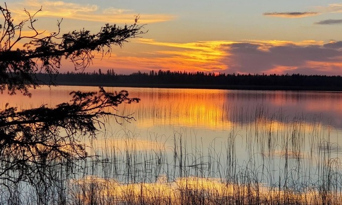 Candle Lake House | Lakeside Retreat in a Private Setting at Beautiful Candle Lake
