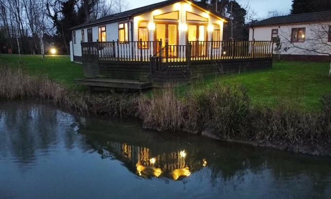Wisbech House | Lakeside View
