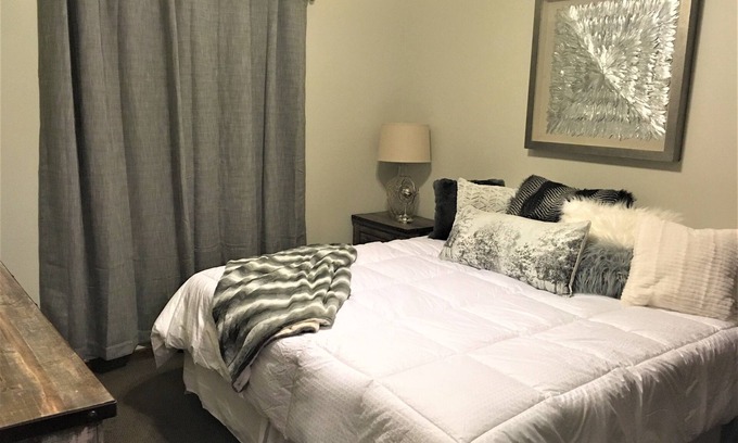 Ogden Condo | Lakeside Village - Affordable - Closest Lodging to Snowbasin!