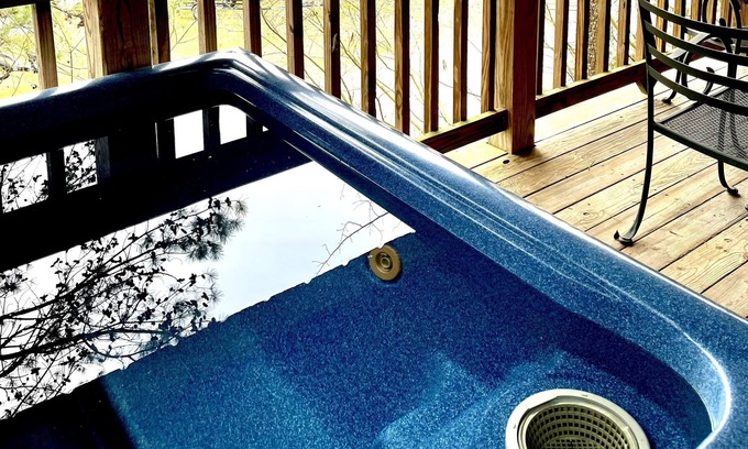 Kirby Cottage | Lakeview cottage on Lake Greeson with private hot tub!!