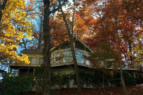 Waynesville House | Lakeview on the Links