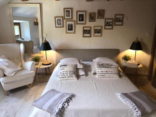 Auvernier Bed & Breakfast | LaMaisonRouge chambre d'hôtes