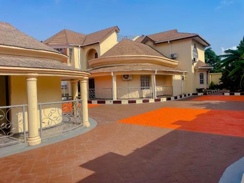 Kwara Apartment | Lamboh's Place
