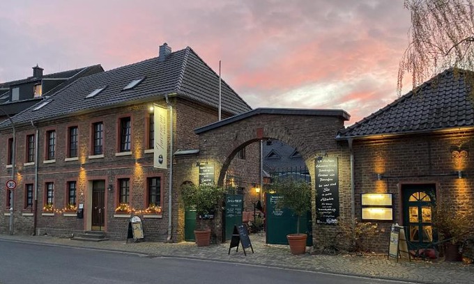 Esch/Auweiler Hotel | Landhaus Pohlhof