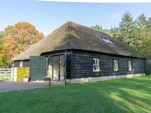 Verspreide huizen Ulvenhout House | Landhuis de Vos