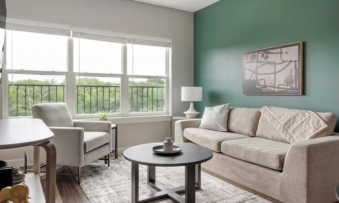 Edwardsville Apartment | Landing | Amazing 1BD, Clubhouse, Gym