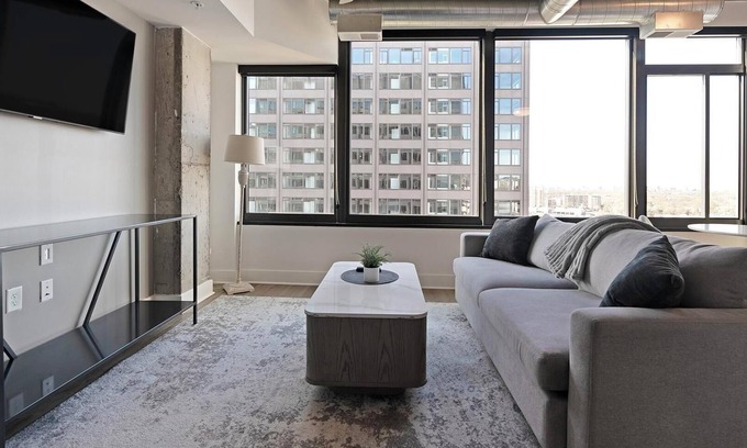 Baileys Crossroads Apartment | Landing | Amazing 1BD, Game Room, Gym