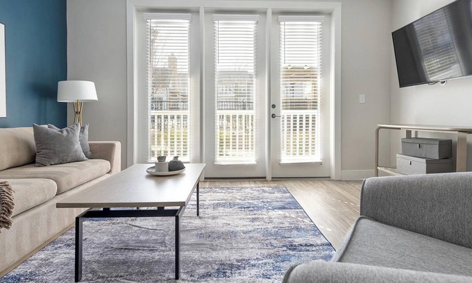 Matthews Apartment | Landing at Chestnut Farm - 2 Bedrooms in Stallings