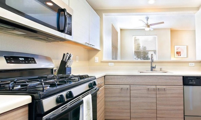 Canyon Gate Apartment | Landing at Escena Apartments - 2 Bedrooms in Angel Park