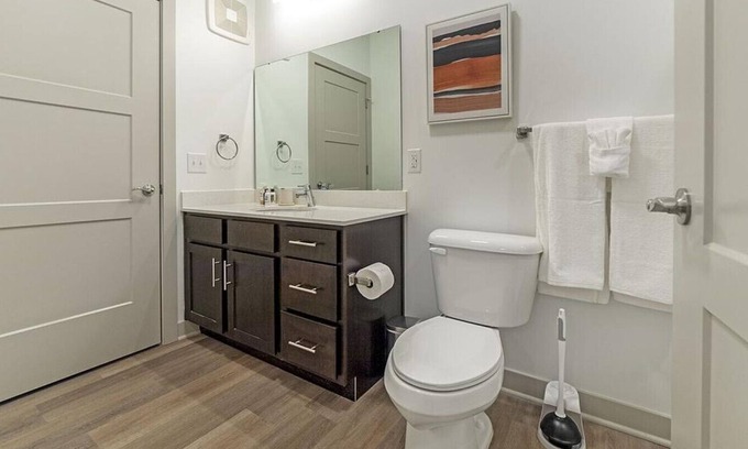 McCordsville Apartment | Landing at McCord Square - 1 Bedroom in Mc Cordsville