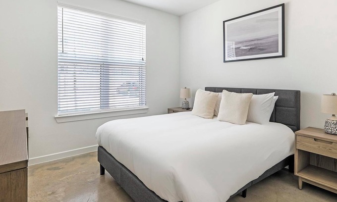 Austin Apartment | Landing at The Artesian at Bee Cave - 2 Bedroom.