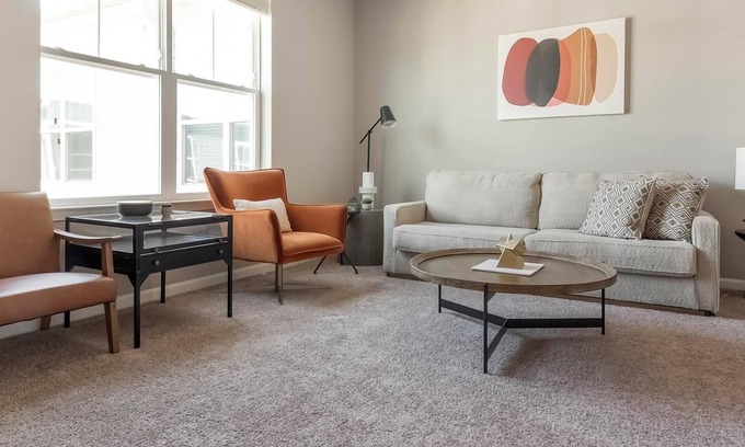 Chesterfield Apartment | Landing at The Parq at Chesterfield - 1 Bedroom.