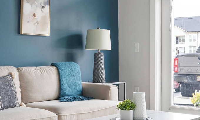 Mableton Apartment | Landing | Beautiful 1BD, Pool, Gym