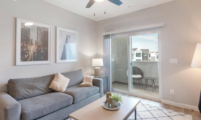 Townsite Apartment | Landing | Chic 2BD, Rooftop Lounge, Pool