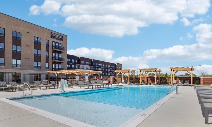 McCordsville Apartment | Landing | Modern 1BD, Gym, Rooftop Lounge