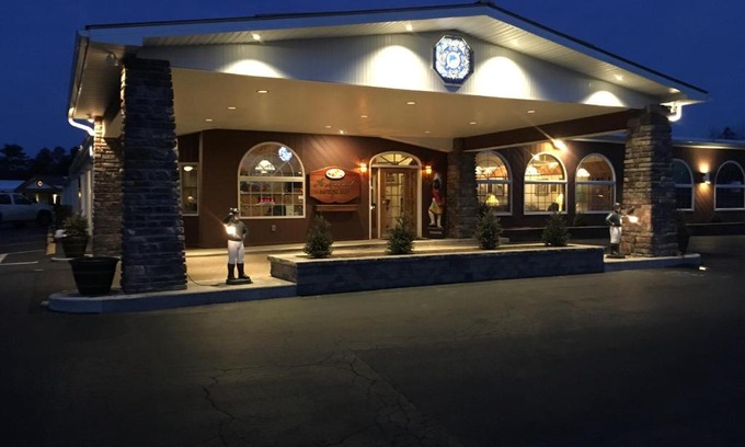 Fort Edward Hotel | Landmark Motor Inn