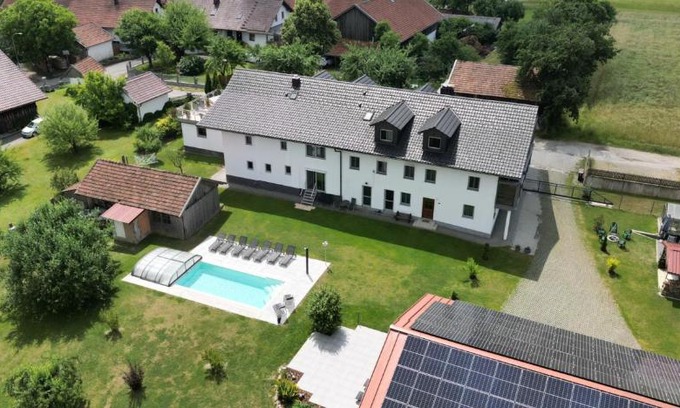 Haundorf Apartment | Landurlaub Eichinger inklusive AktivCard! E-Ladesäule! Ganz Jahres beheizter Salzwasserpool