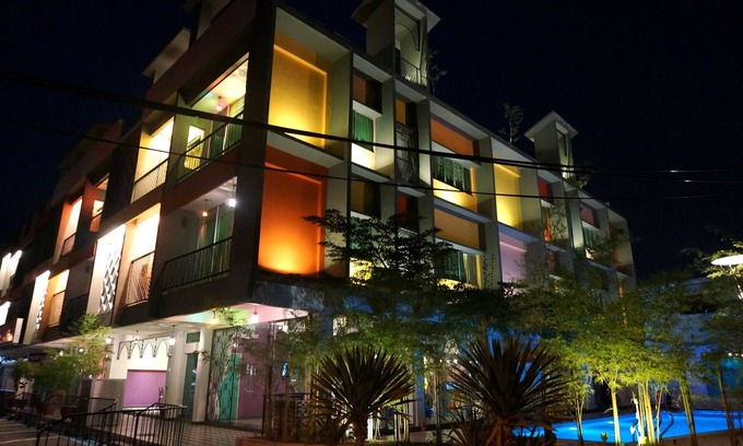 Taman Mewah Hotel | Langit-Langi Hotel Port Dickson