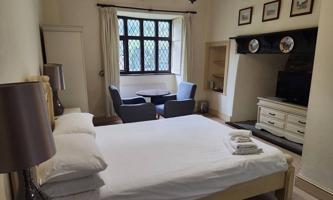 Emersons Green Bed & Breakfast | Langley Inn